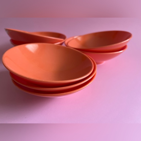 Set of 7 orange vintage melmac bowls made by Maplex in Toronto. - Picture 2 of 5